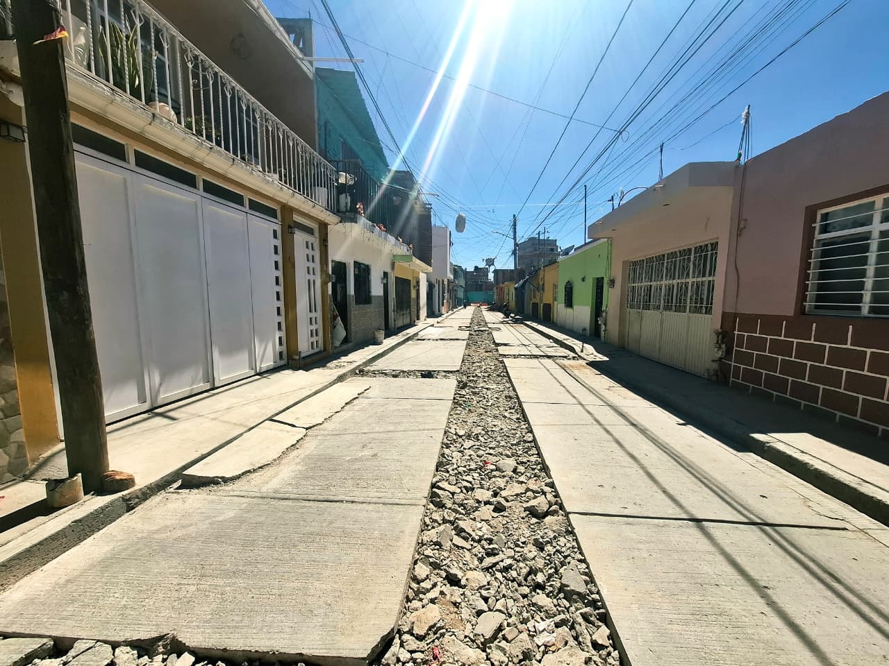 Rehabilita SAPAS el alcantarillado de la calle Águila con una inversión de $3.1 millones; la obra ya lleva un avance significativo
