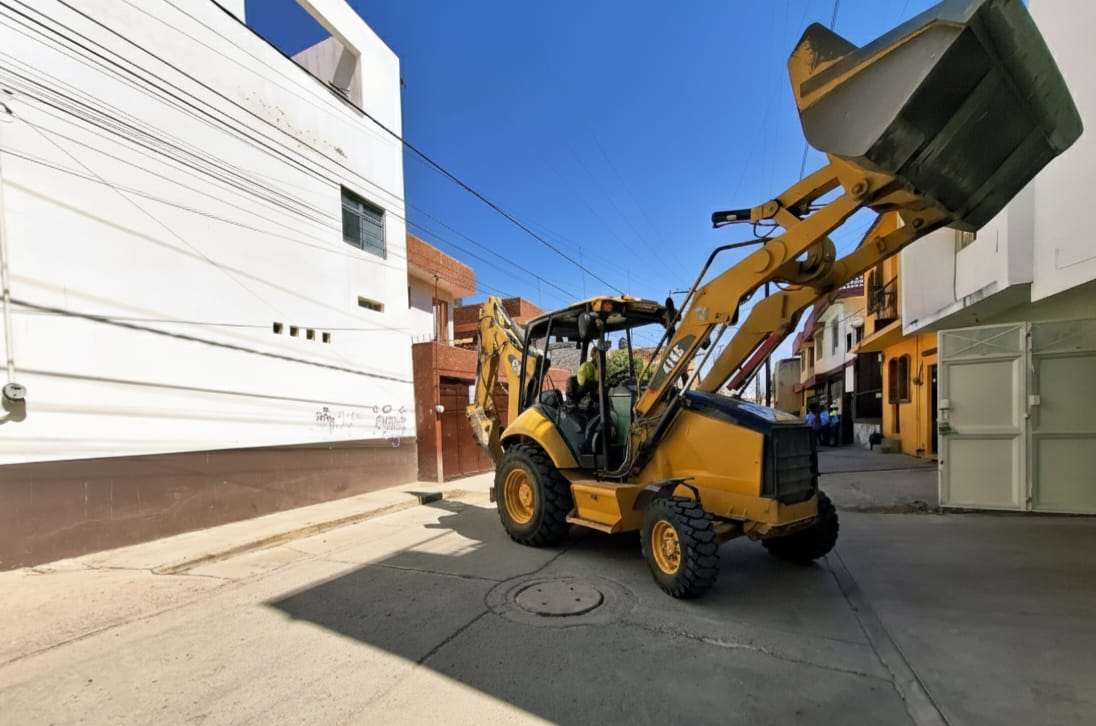 Comienzan trabajos de rehabilitación en la calle Jesús Carranza este viernes 20 de febrero