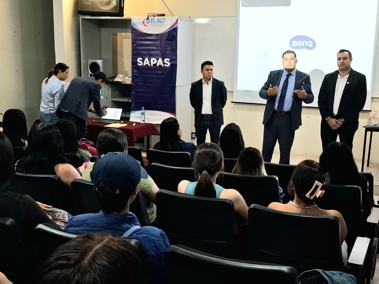 Ofrece SAPAS charlas con enfoque ambiental para jóvenes de la UG